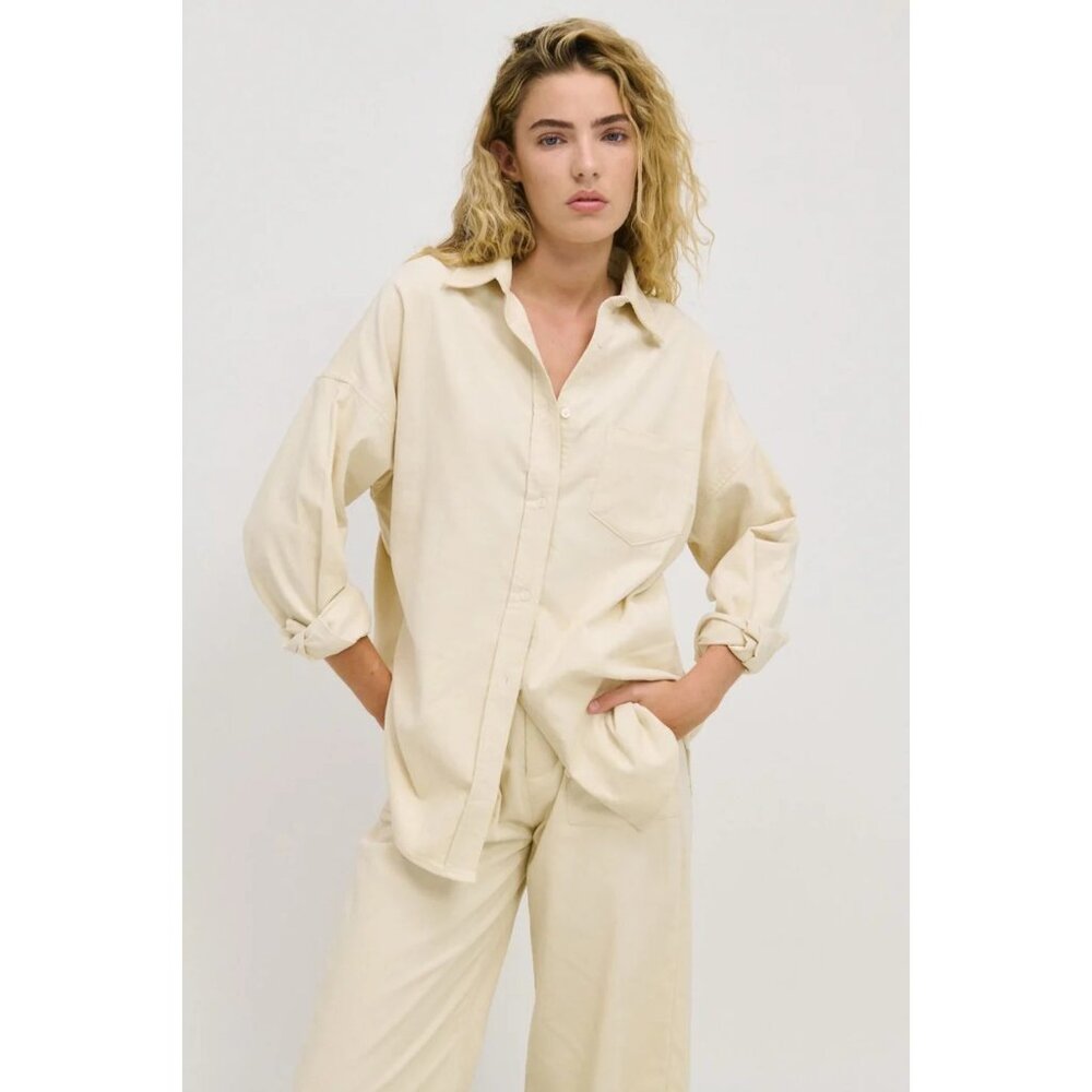 Little Lies Womens Vanilla Cream Corduroy Long-Sleeve Button-Up Shirt Sz M‎
